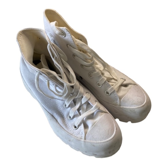 ⭐️ CONVERSE LUG SOLE HIGH TOPS | White | Size 8 ⭐️ - Picture 2 of 5